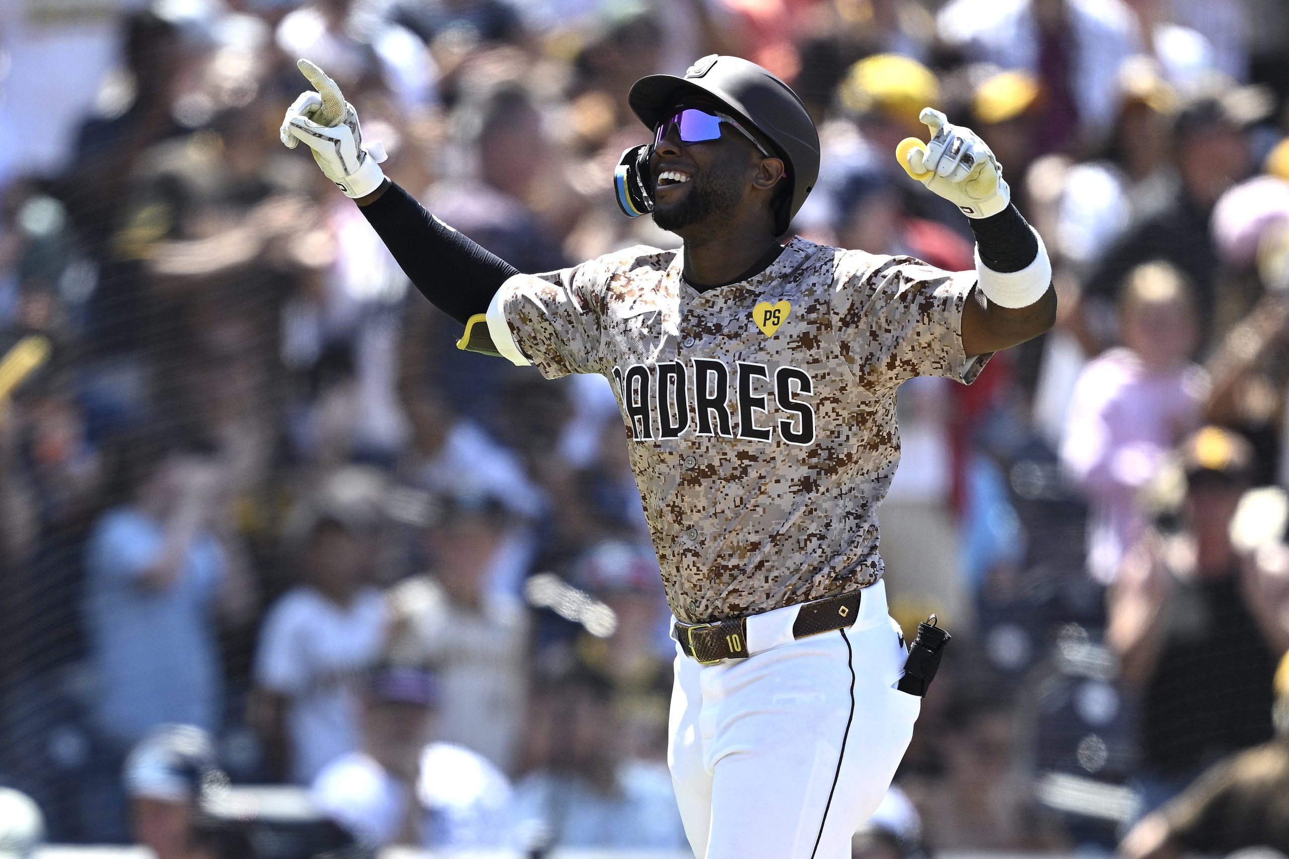 Free Agent Jurickson Profar to Sign With Atlanta Braves: Reports
