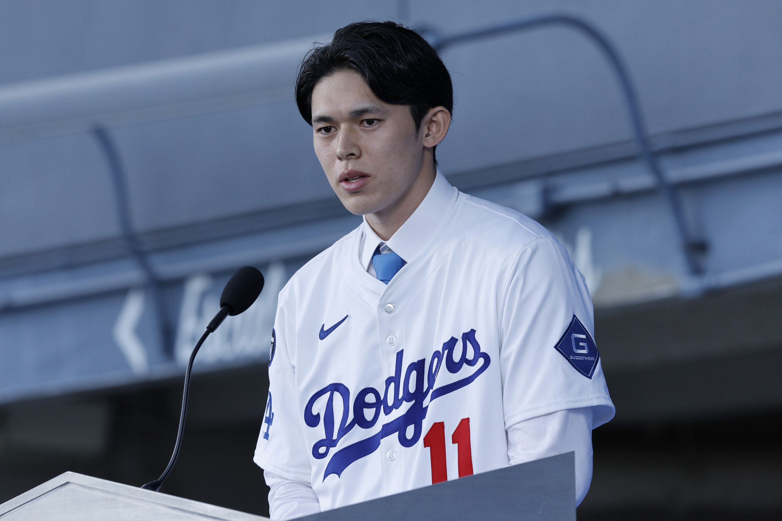 Rockies’ Bud Black Sent Dodgers’ Dave Roberts a One-Word Text After Roki Sasaki Signed