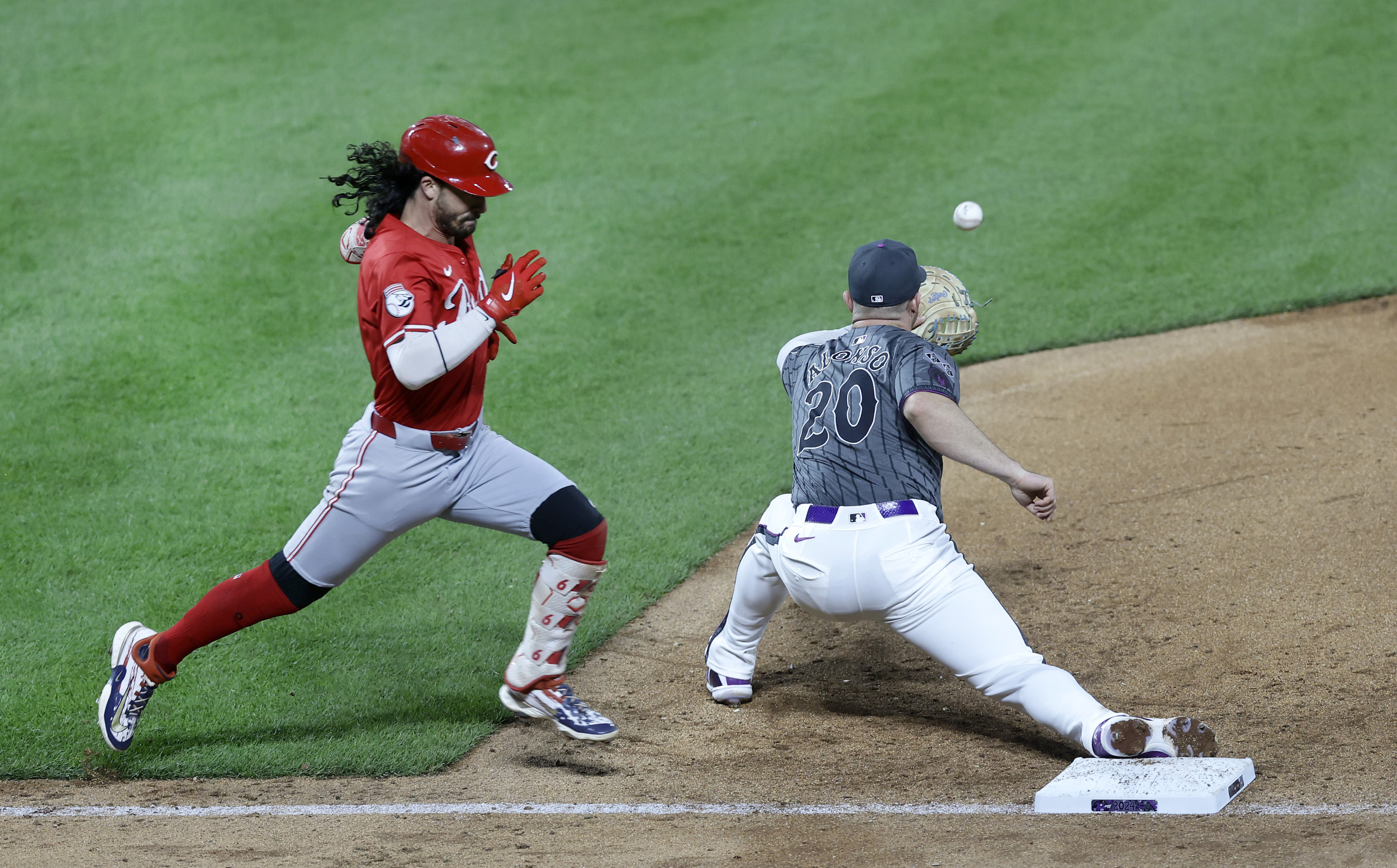 Shocking Reds Could Steal $100 Million Pete Alonso From Mets, Per Insider