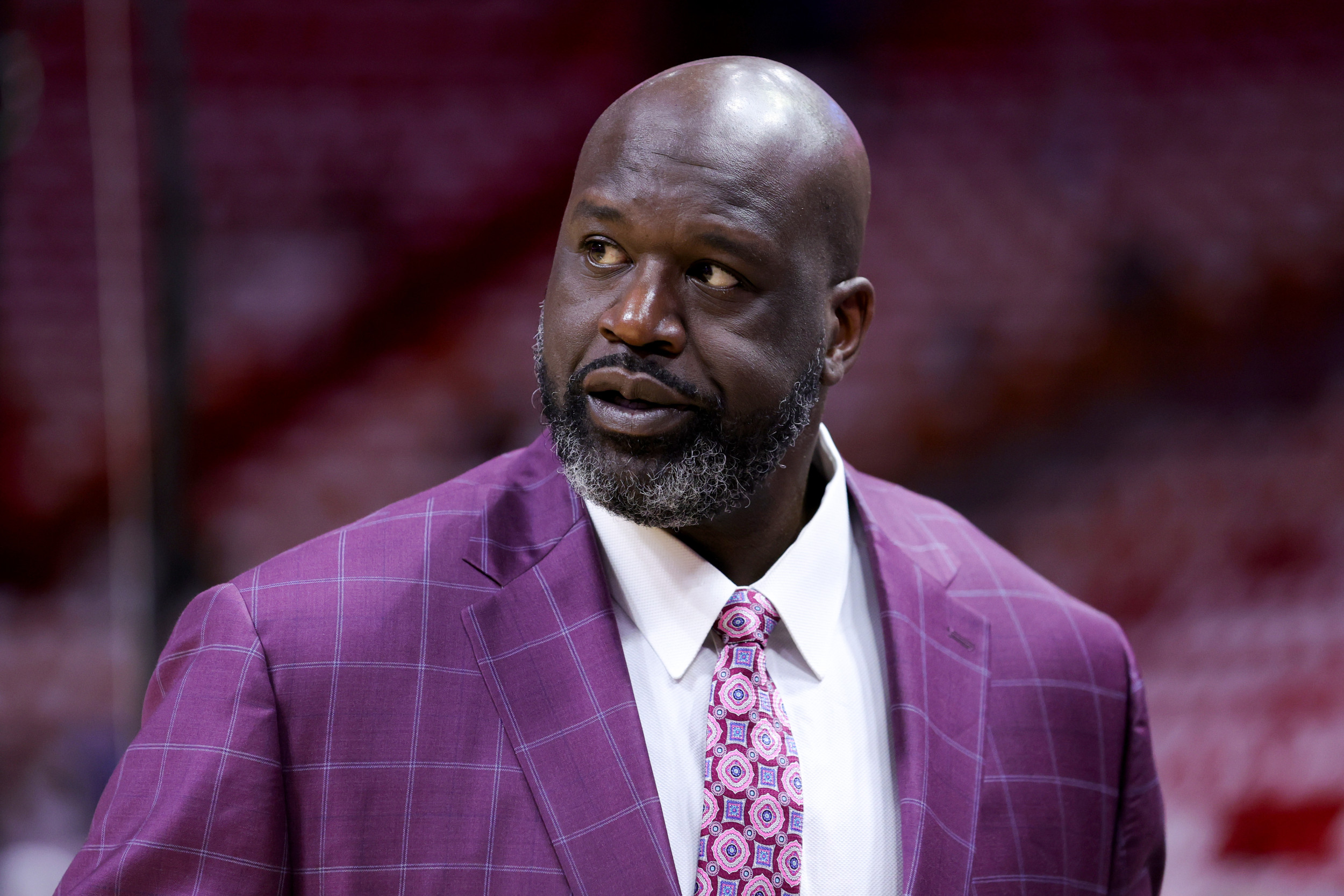 Shaquille O’Neal Shocks Cohosts by Showing Off Feet