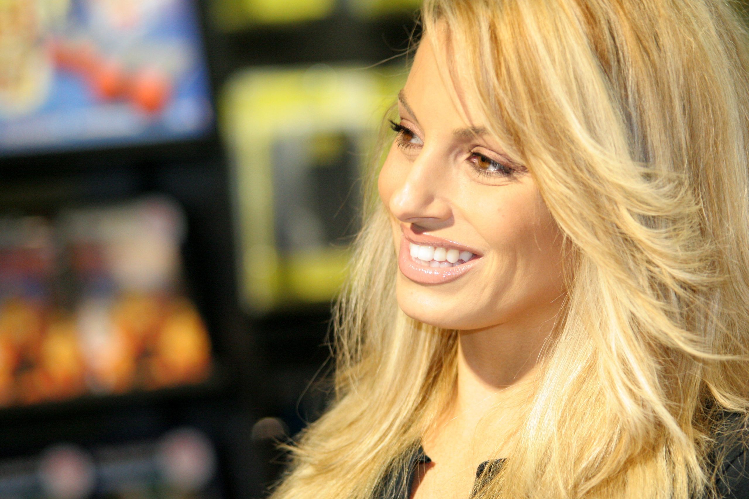 Trish Stratus Comeback Rumored for Royal Rumble