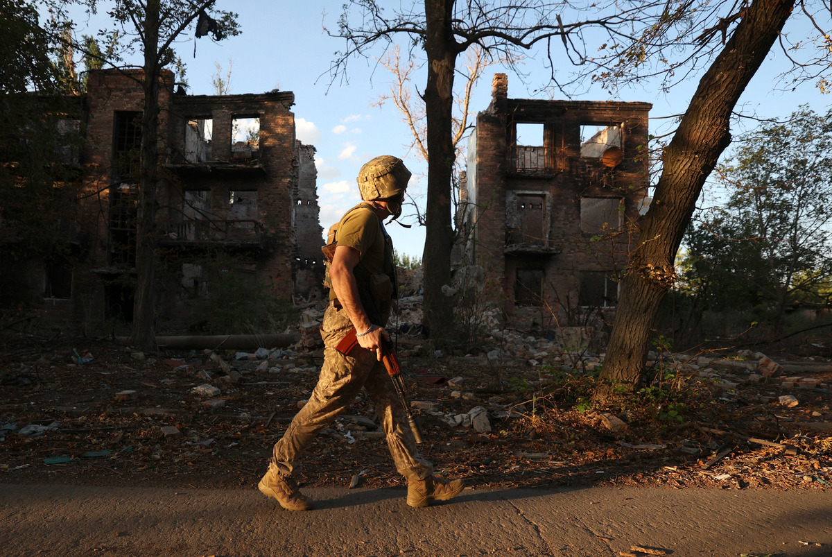 Russia Claims Another Village in Eastern Ukraine