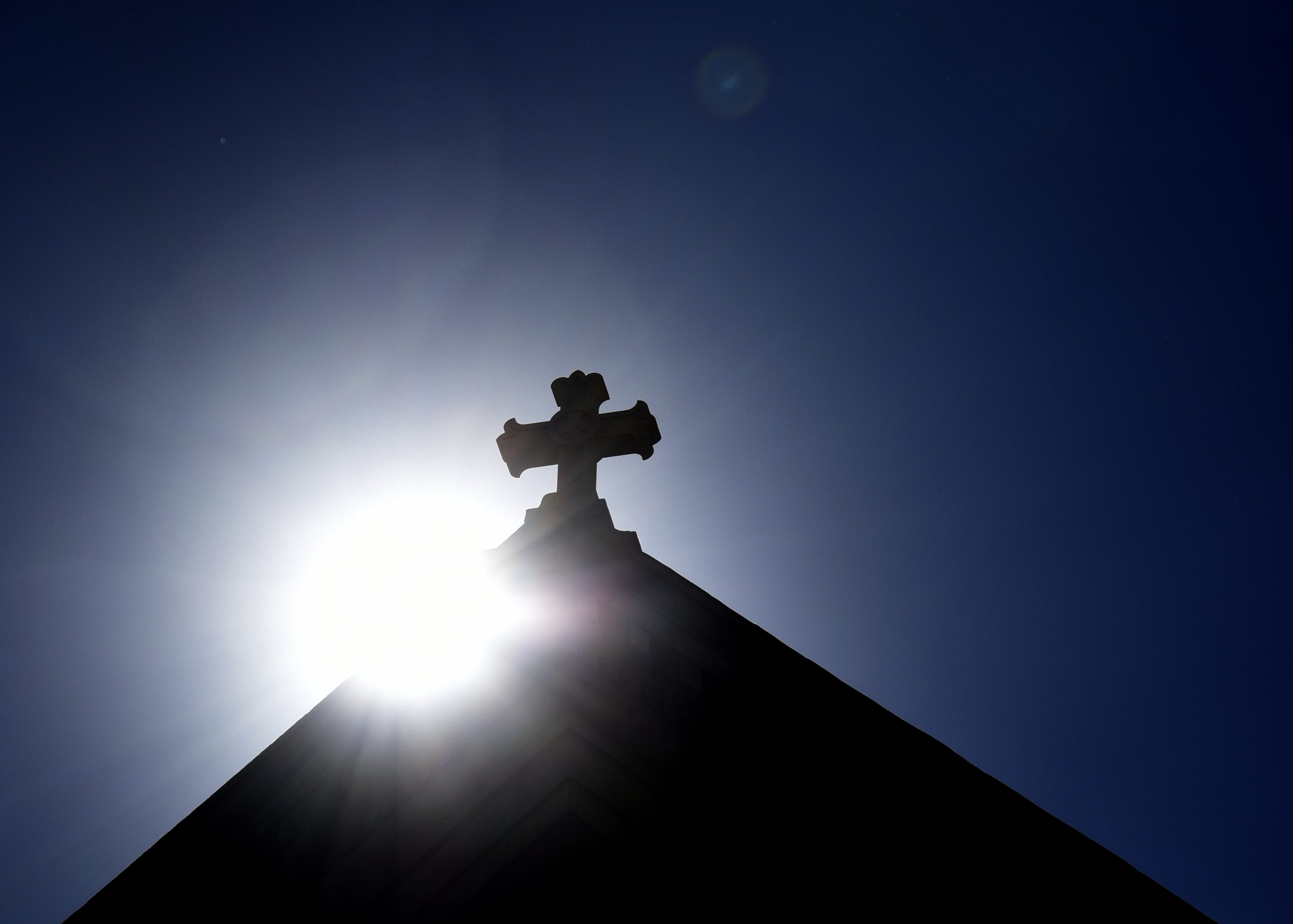 Thousands Sign Christian Petition Against ICE Raids