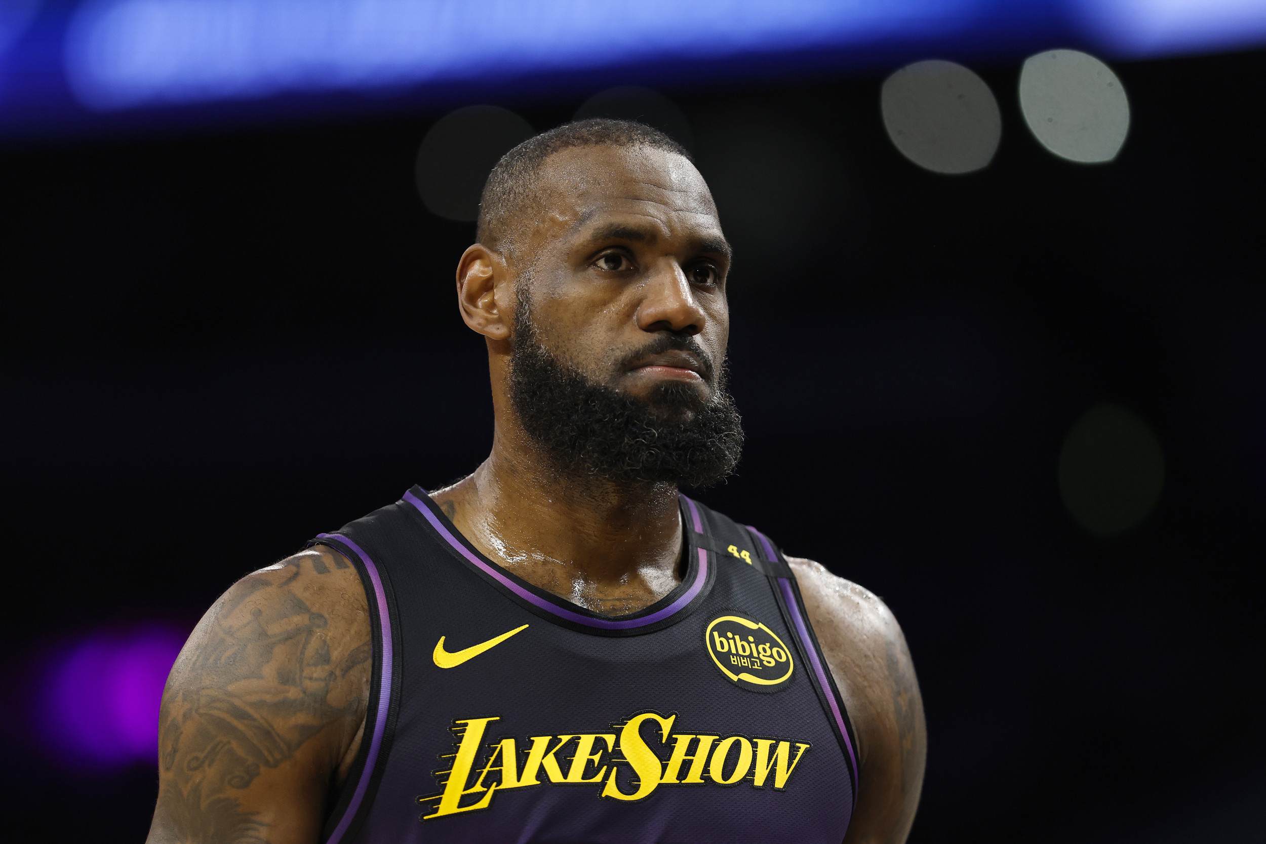 Lakers Reportedly Didn’t Tell LeBron James About Anthony Davis Trade