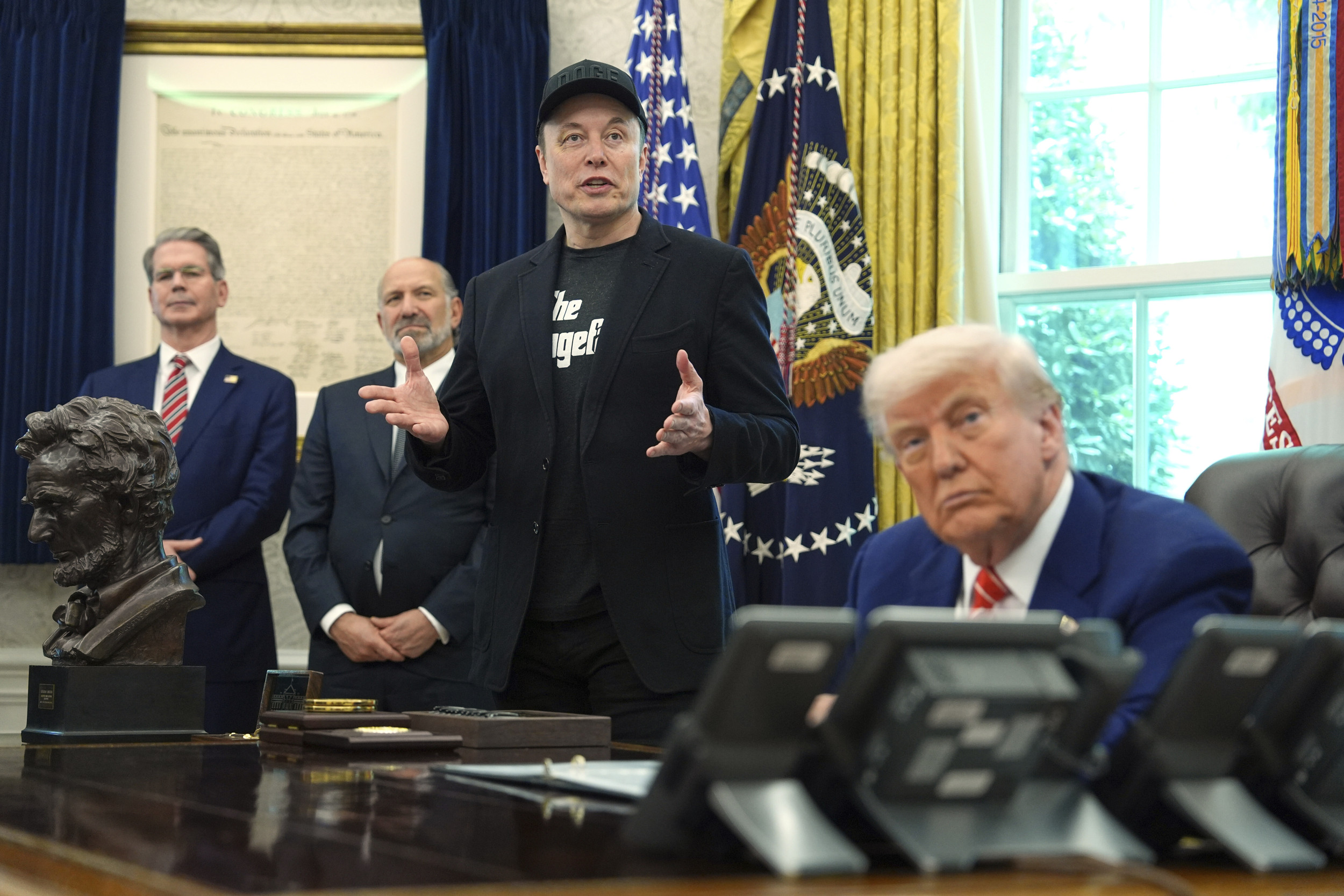 Steve Bannon Says Elon Musk and Scott Bessent Had ‘Physical Confrontation’