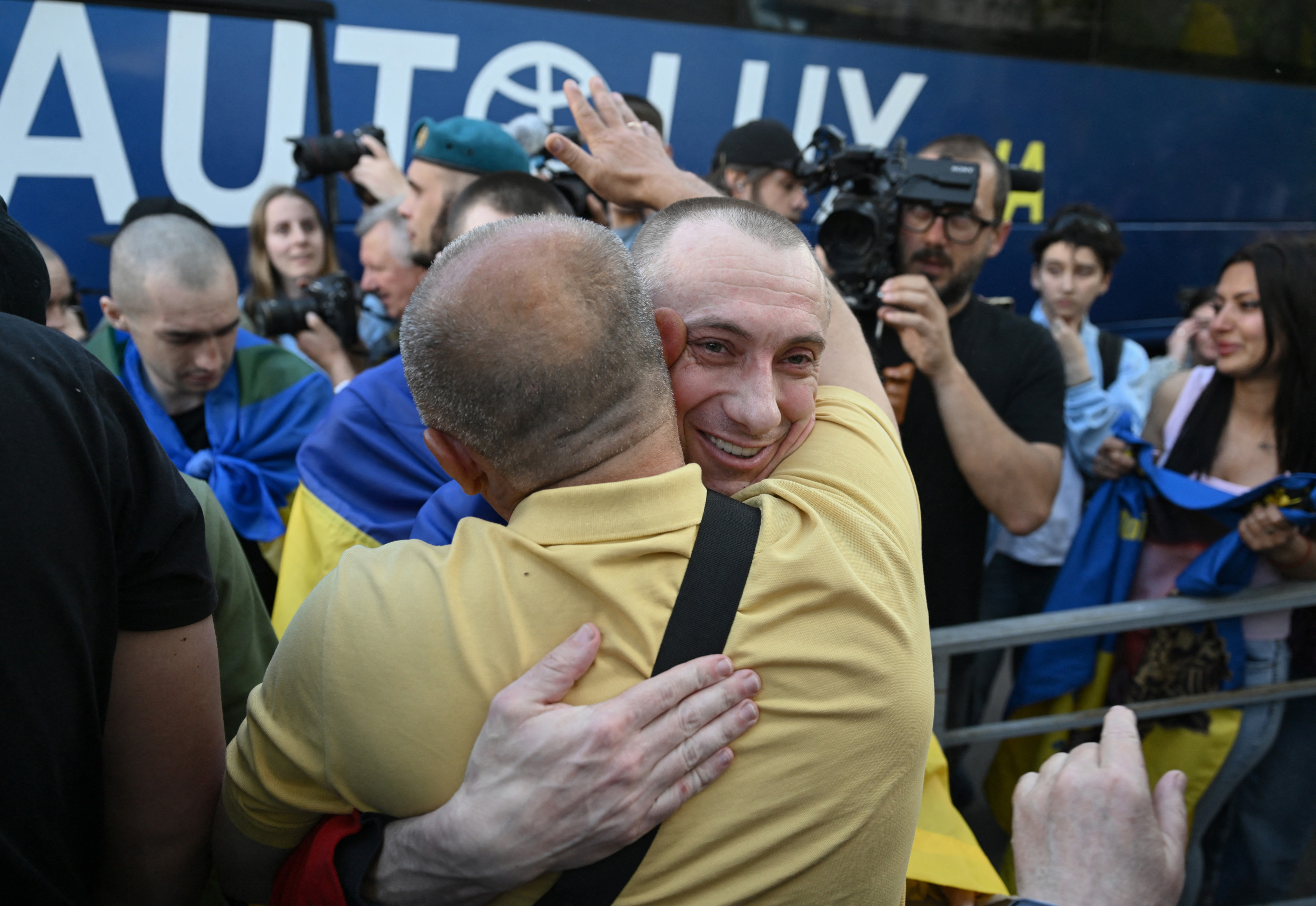 Hundreds of Ukrainian Soldiers Freed by Russia: What to Know