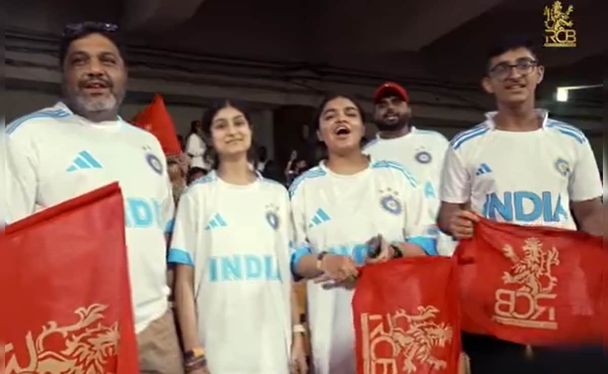 “A Beautiful Gesture”: Sanjay Manjrekar On Fans Tribute To Virat Kohli During RCB-KKR Match