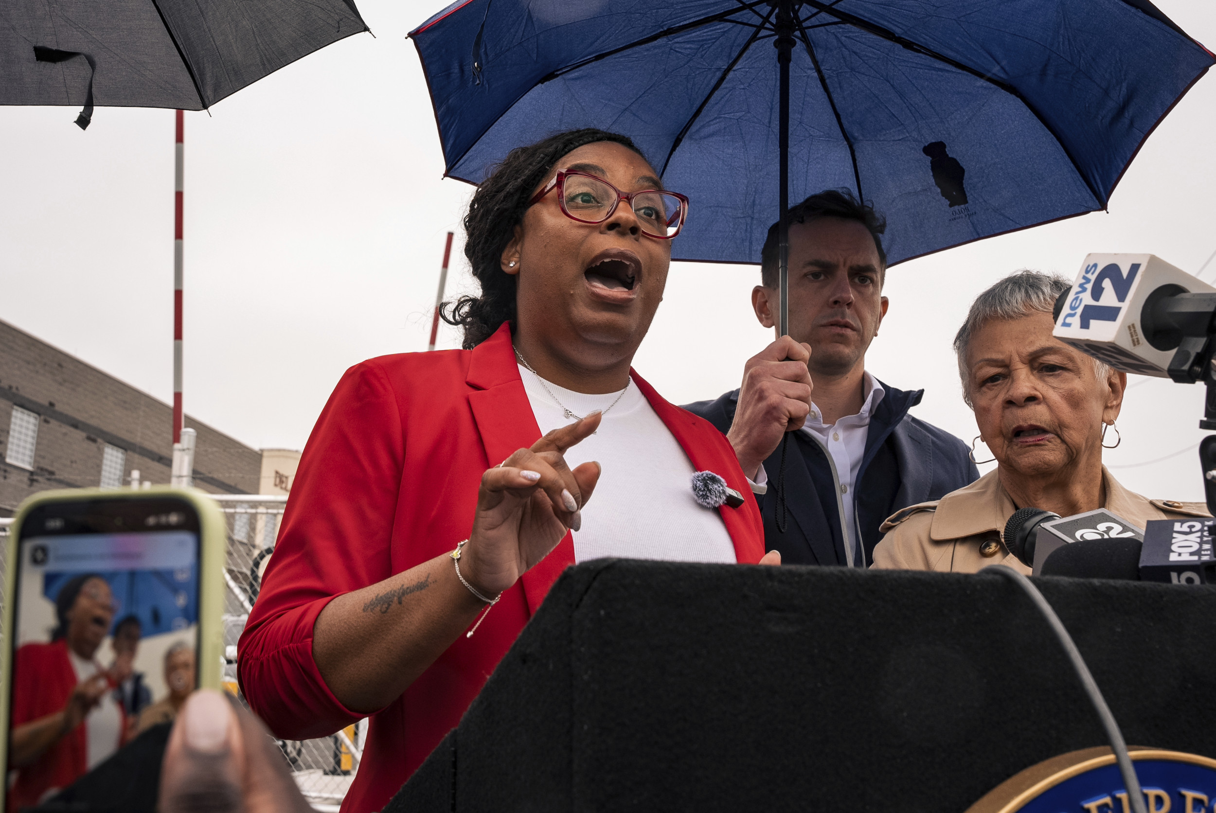 Former GOP Lawmakers Blast ‘Outrageous’ Charges Against LaMonica McIver