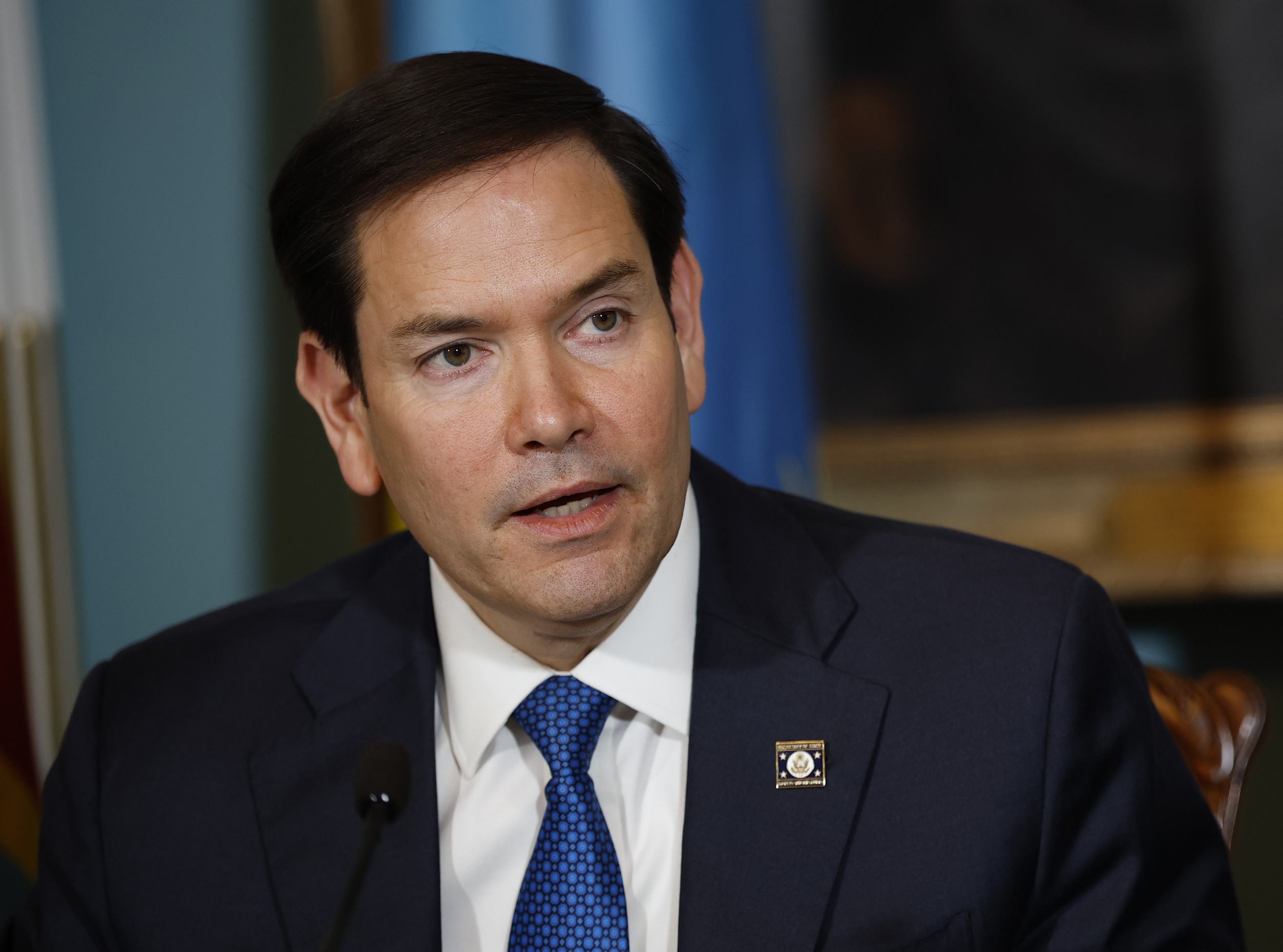 Marco Rubio Threatens to Block Visas for Foreign Officials