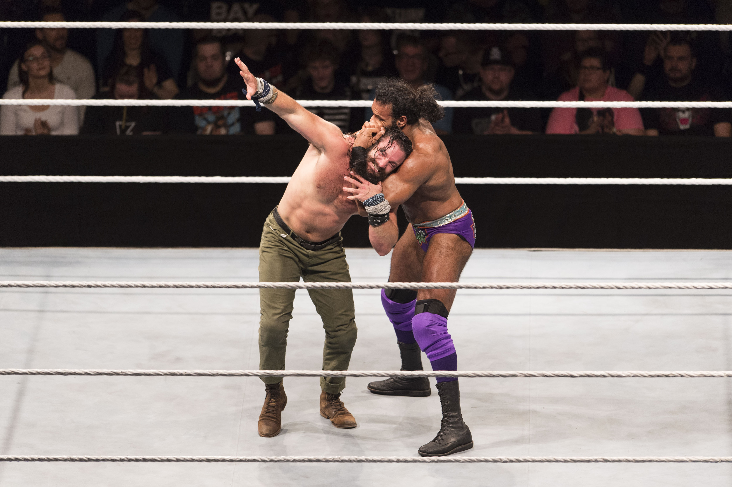 Former WWE Superstar Elias Makes Unexpected Return to NXT