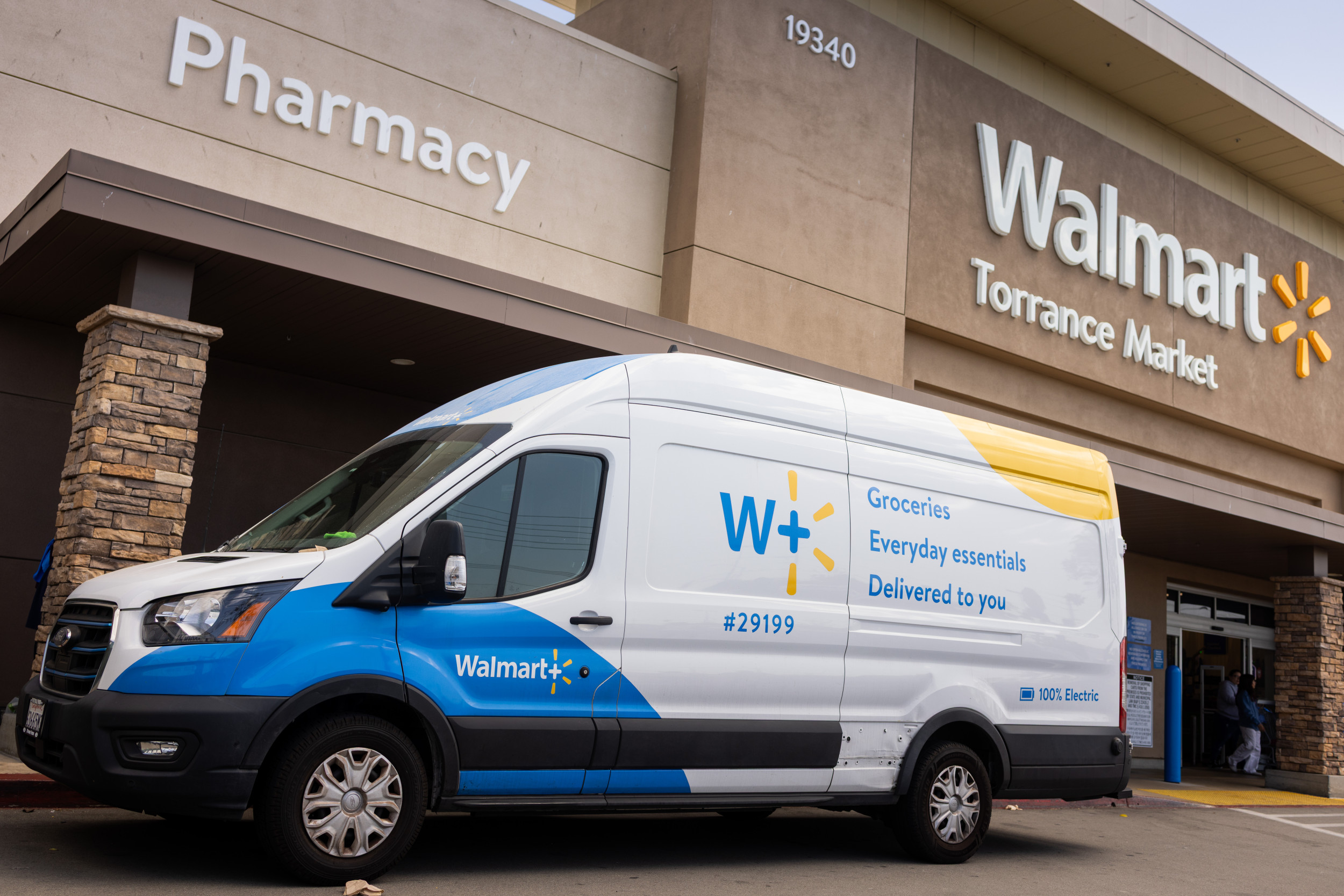 Walmart Changing Online Delivery: What to Know