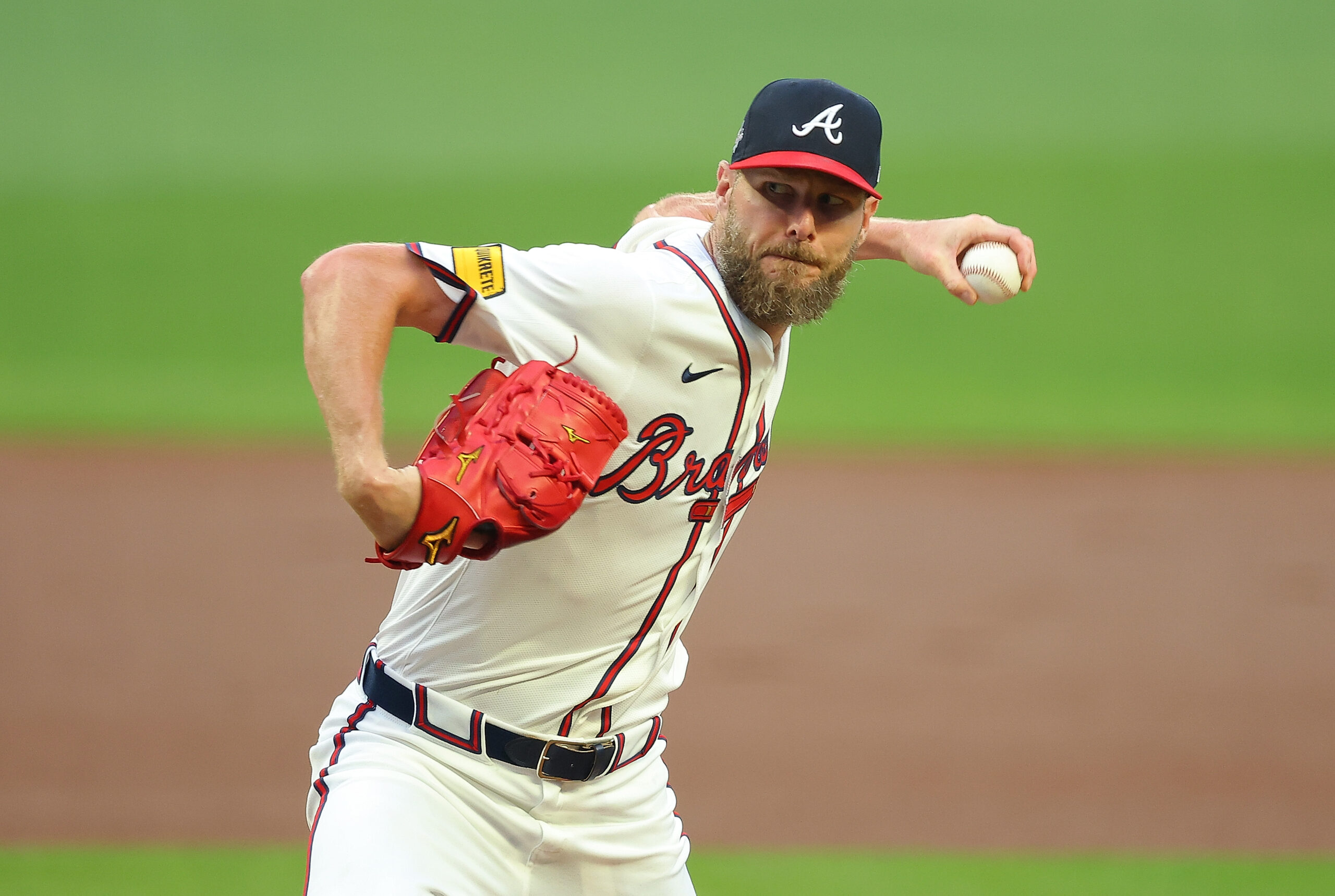 Yankees-Braves Trade Idea Gives New York Another Hard Throwing Left-Handed Pitcher
