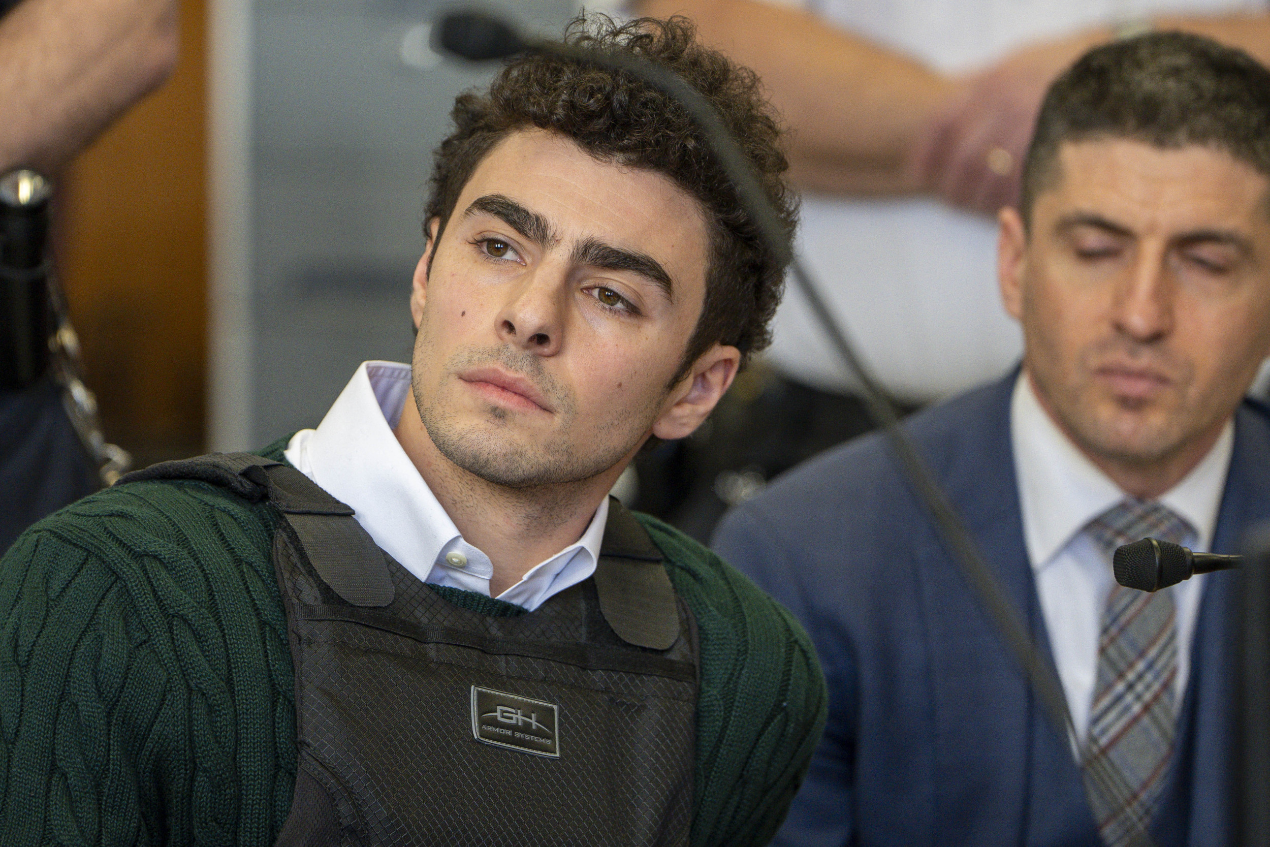 Luigi Mangione Says He’s a ‘Model Prisoner’ and Shouldn’t Wear Handcuffs in Court
